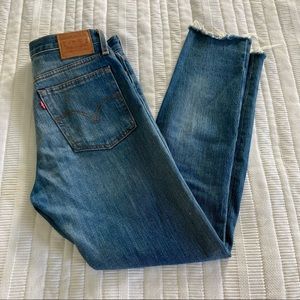 Levi’s Wedgie Jean - Size 26